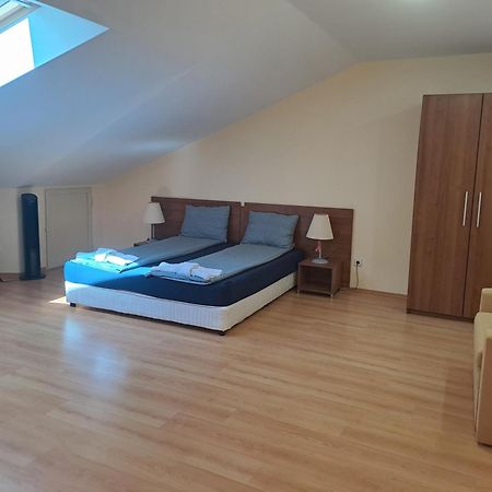 Family Studio 407, Villa Park Borovec Kültér fotó